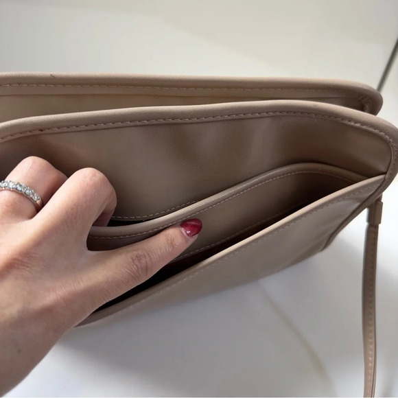 Vibrate Phillippe Cream Summer Rectangular Shoulder Bag - Picture 13 of 13